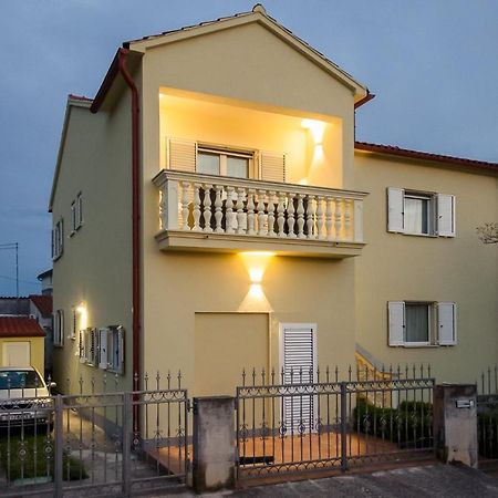 Apartments4You Водице Екстериор снимка
