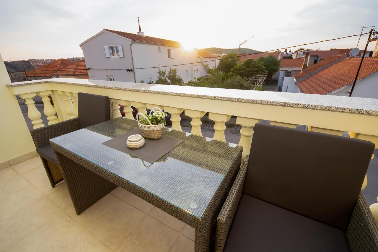 Apartments4You Водице Екстериор снимка