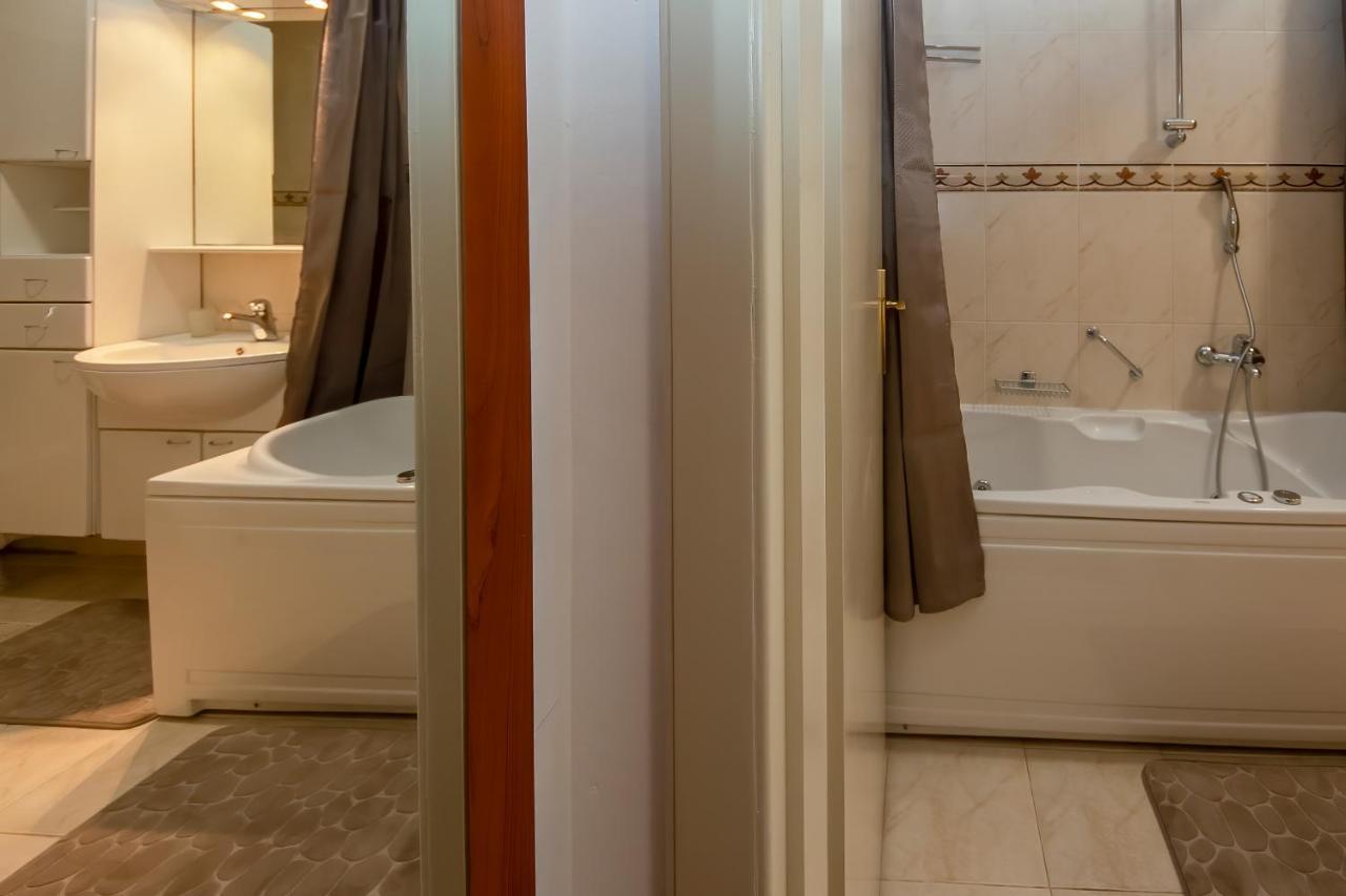 Apartments4You Водице Екстериор снимка