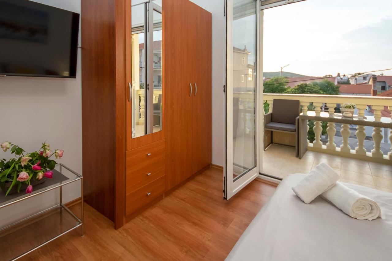 Apartments4You Водице Екстериор снимка