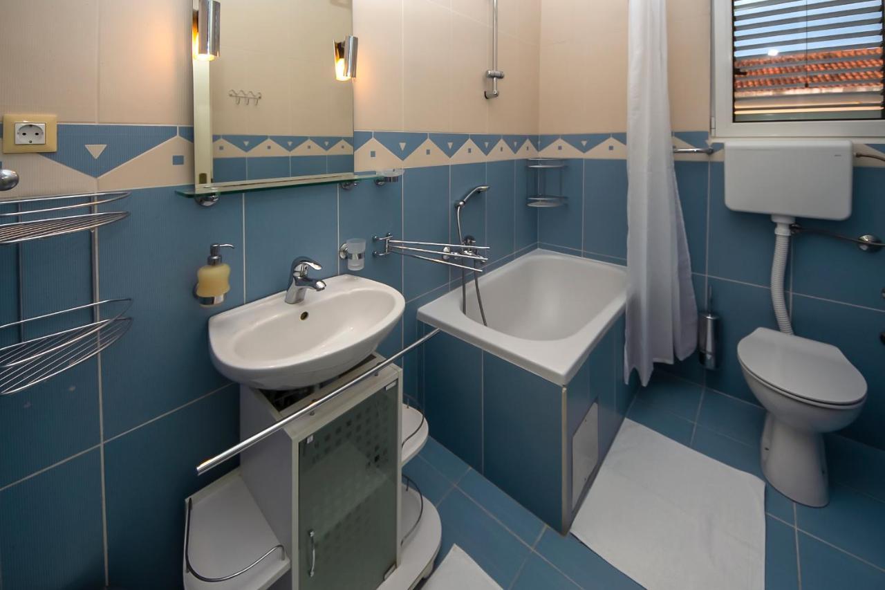 Apartments4You Водице Екстериор снимка