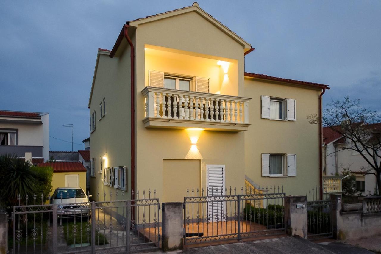 Apartments4You Водице Екстериор снимка