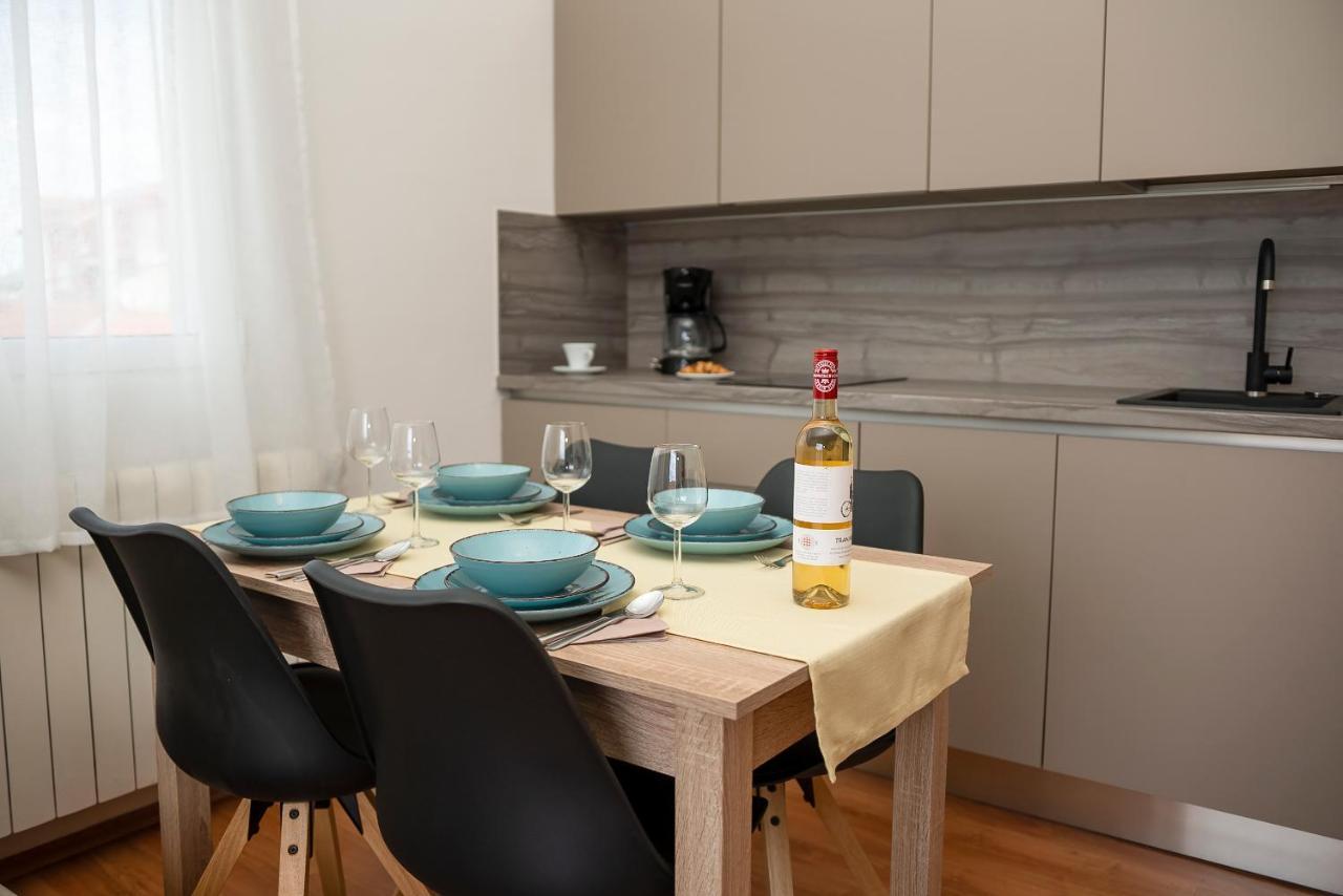 Apartments4You Водице Екстериор снимка