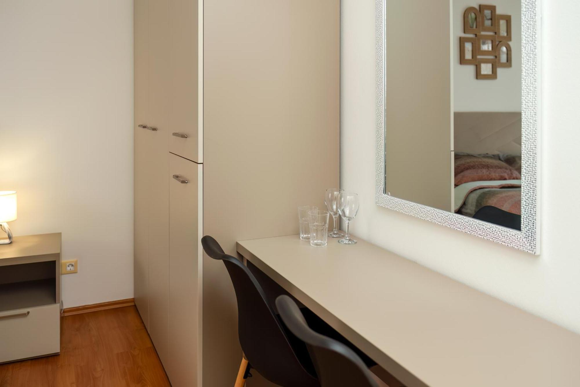 Apartments4You Водице Екстериор снимка