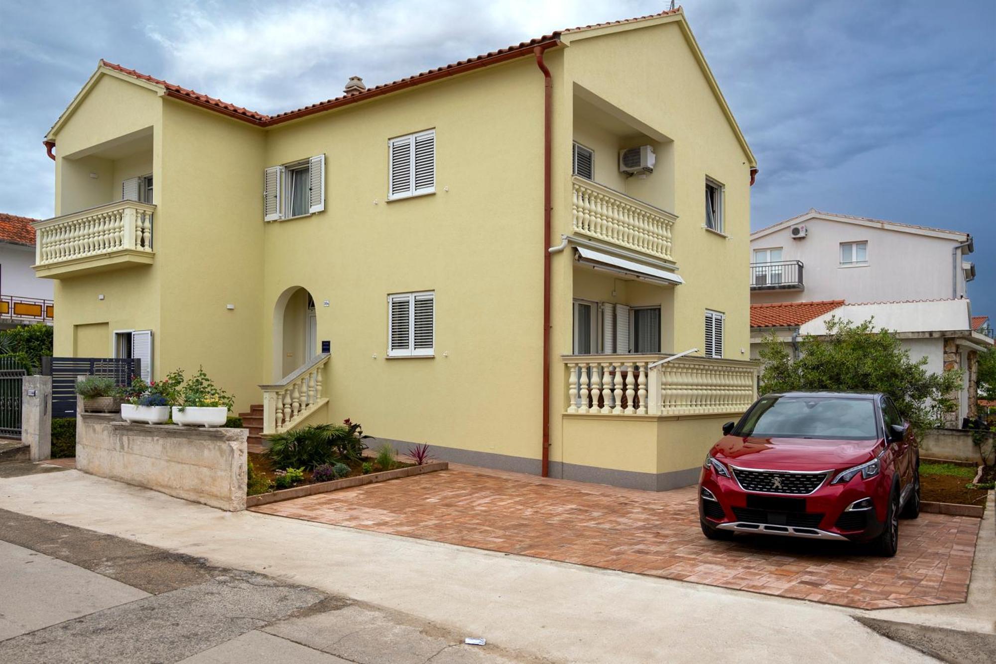 Apartments4You Водице Екстериор снимка