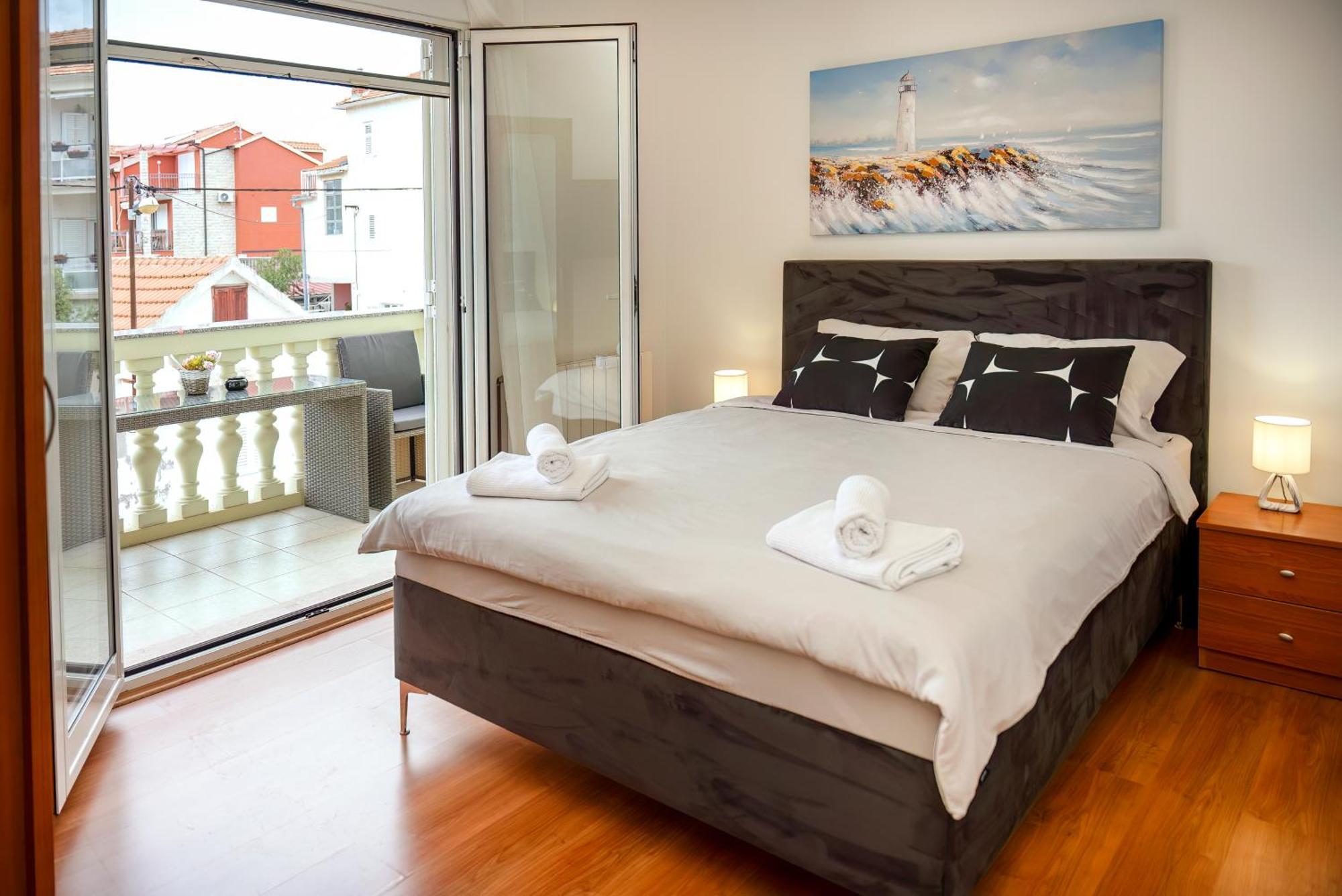 Apartments4You Водице Екстериор снимка